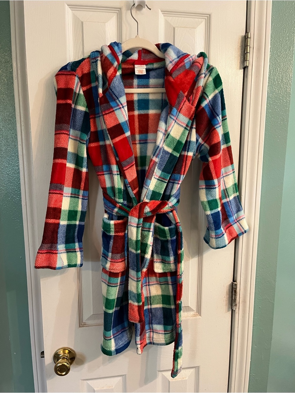Cat & Jack Plaid Hooded Kids Robe in Red, Blue & Green Boys Large